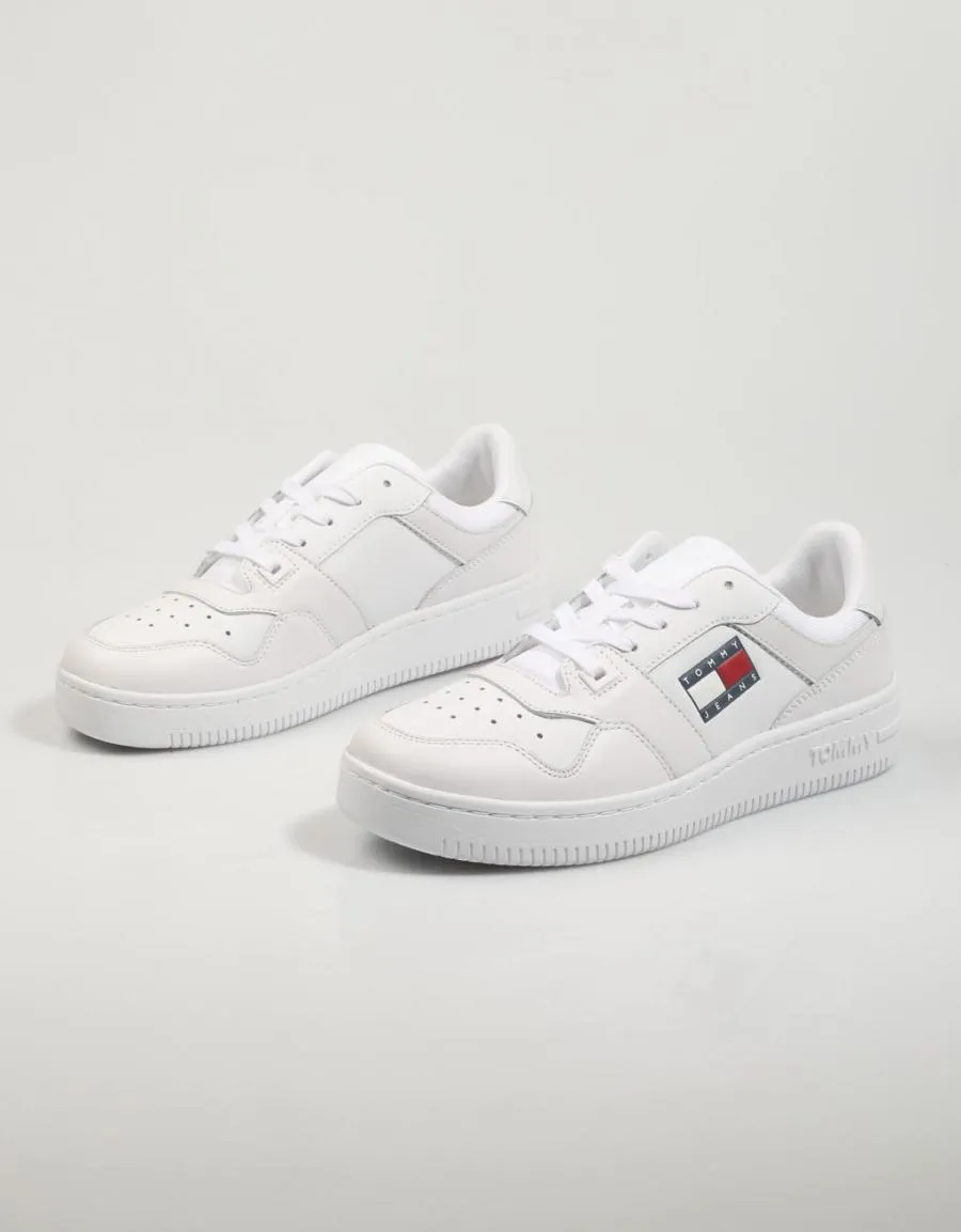  sneakers TOMMY HILFIGER Tommy Jeans Retro Basket Wmn en White 79947