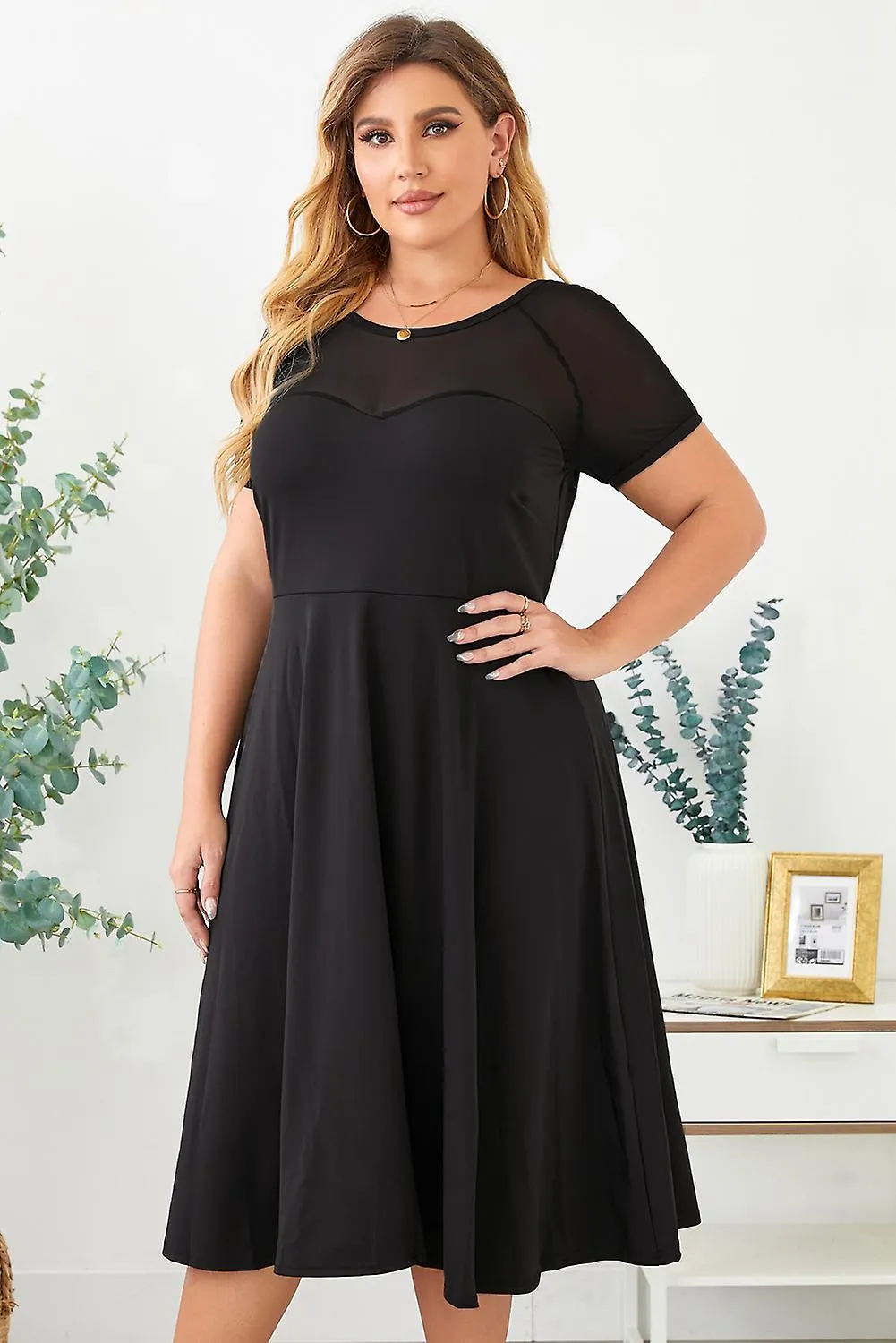 Women's Black Mesh Crew Neck Short Sleeve High Waist Plus Size Midi Dress